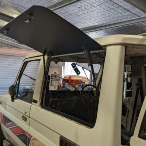 Gullwing Window – Land Cruiser Troop Carrier SWB and Bundera – Emuwing